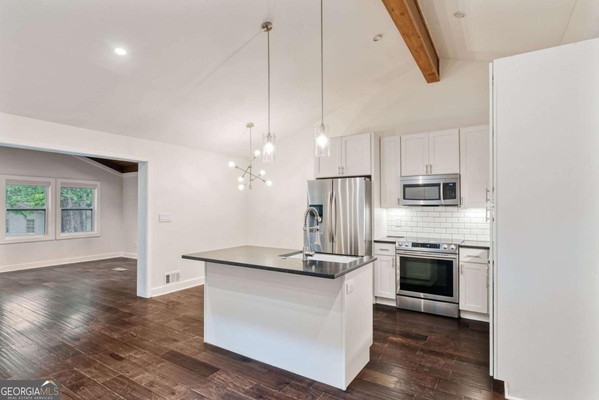 4084 Longview Drive Atlanta - 8