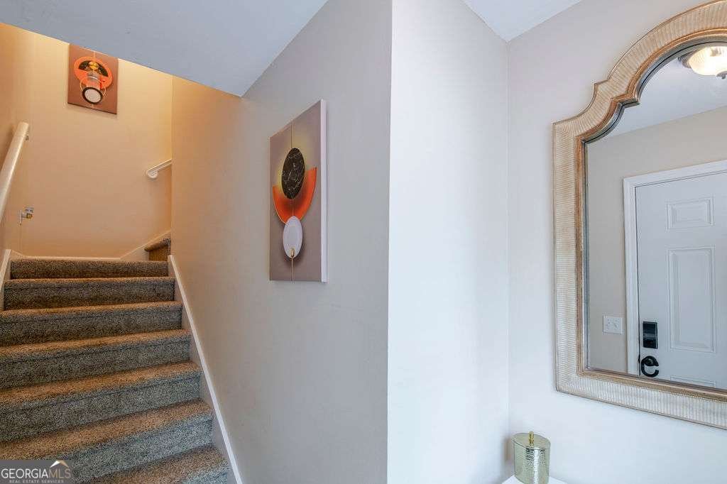 307 Hollyfax Circle Atlanta - 19