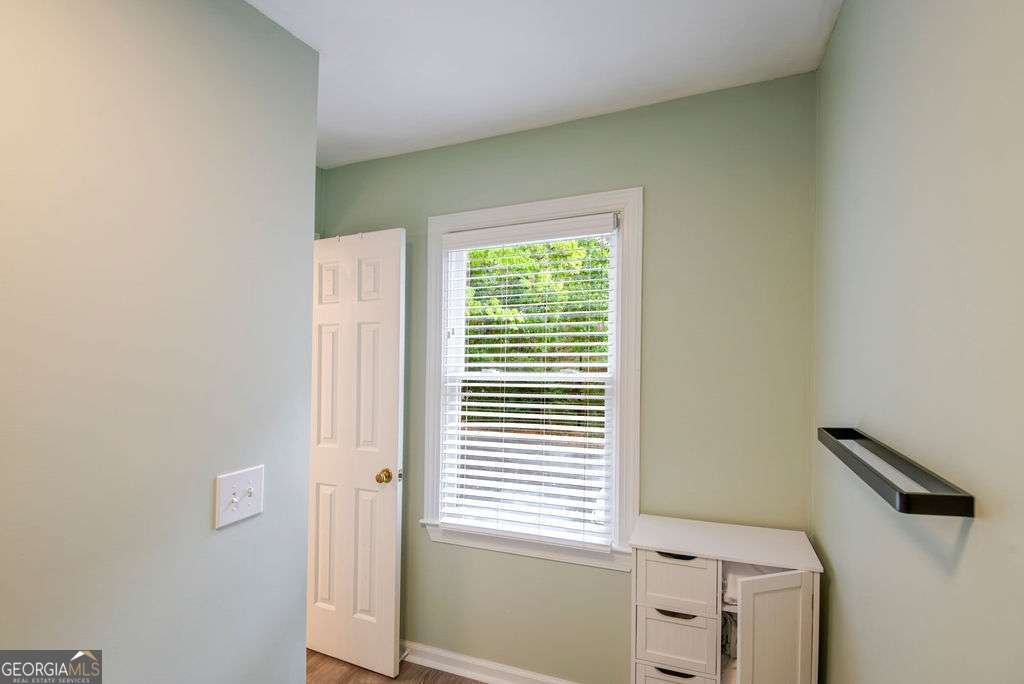 307 Hollyfax Circle Atlanta - 28