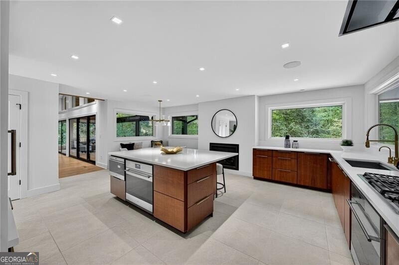 585 Amberidge Trail Atlanta - 39