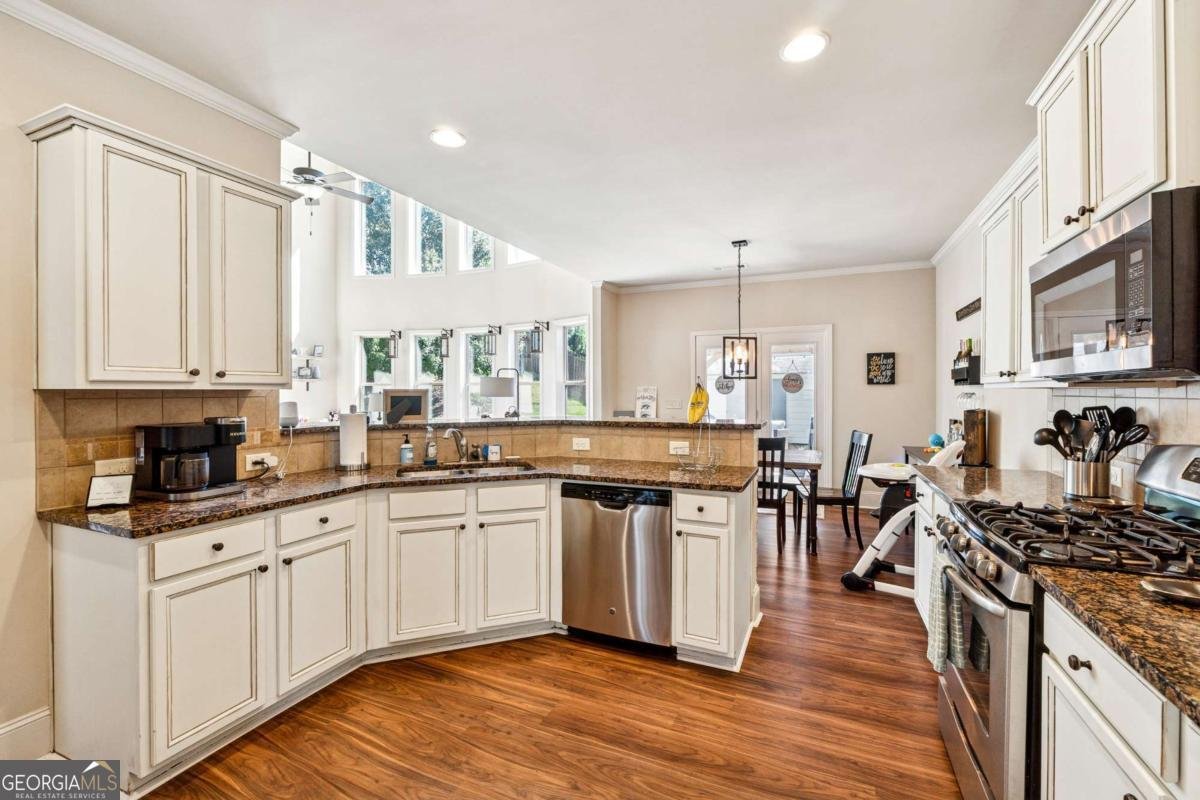 320 Liberty Drive Acworth - 11