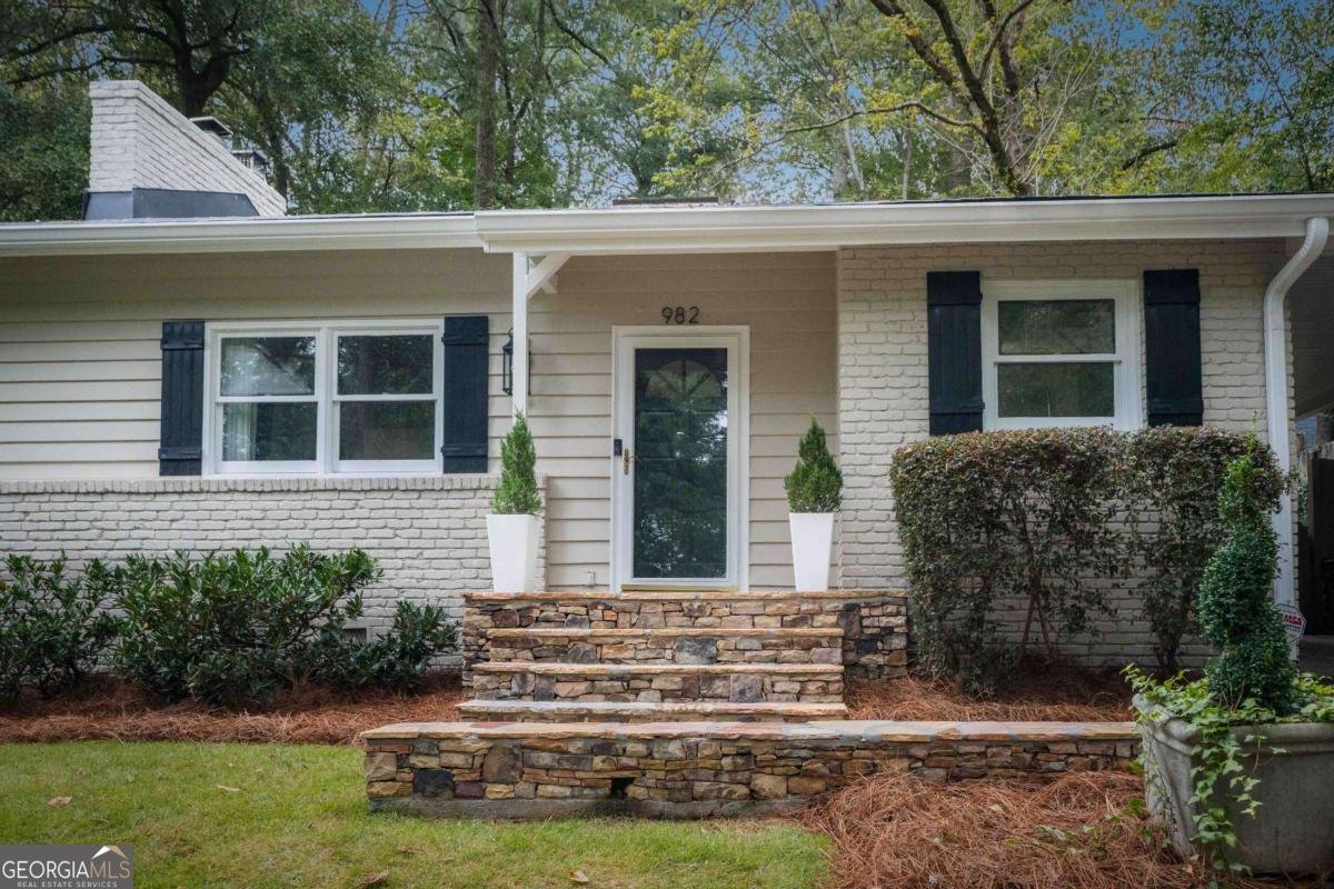 982 Cardova Drive Atlanta - 48