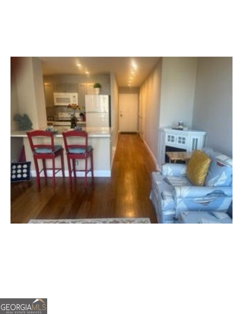 215 Piedmont Avenue Atlanta - main photo
