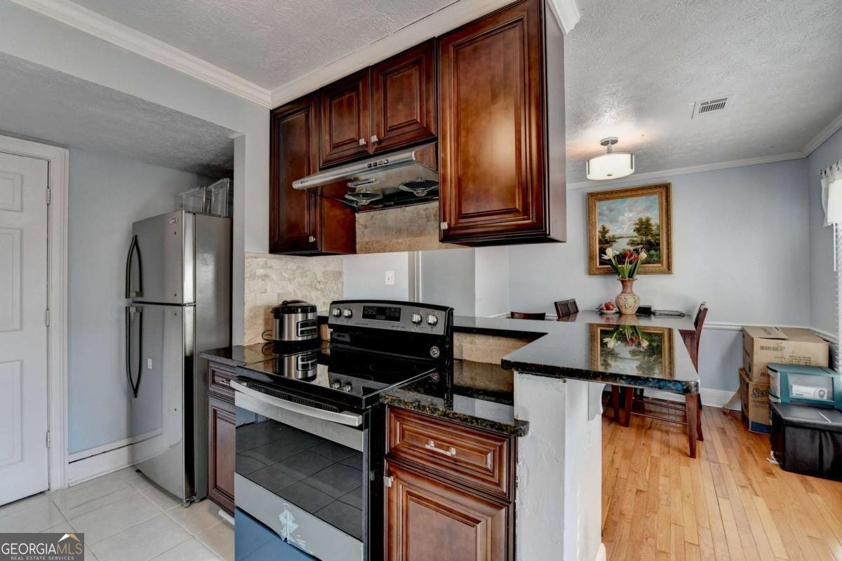 6118 Queen Anne Court Norcross - 23