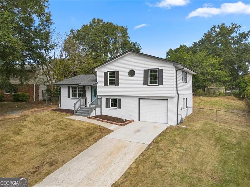 2436 WOOD VALLEY Drive Morrow - 2