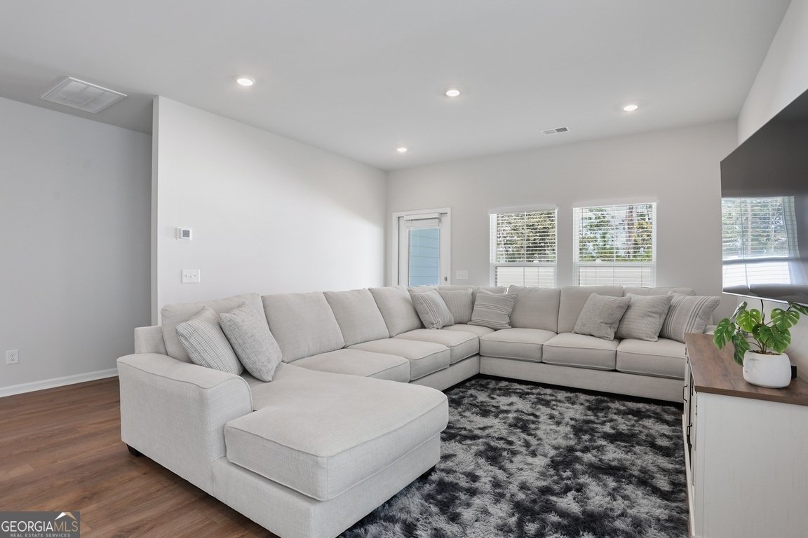 134 Holloway Hill Pooler - 8