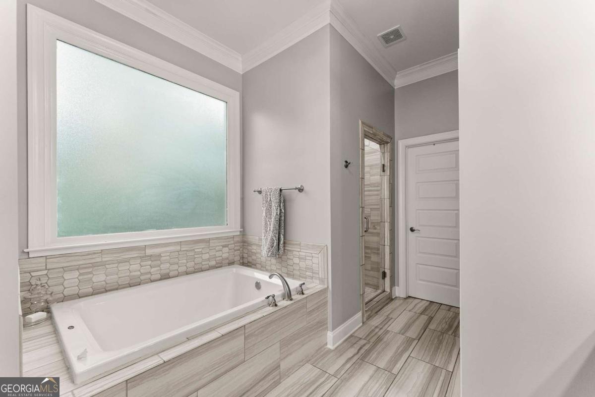 1042 Hartwell Crossing Gainesville - 28