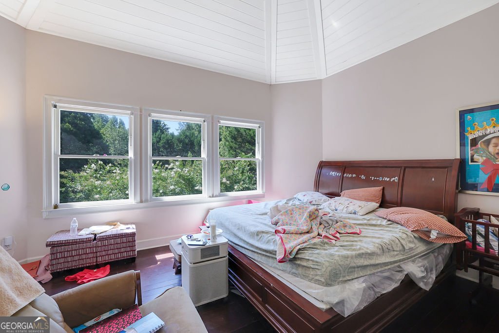 110 Larne Court Roswell - 1