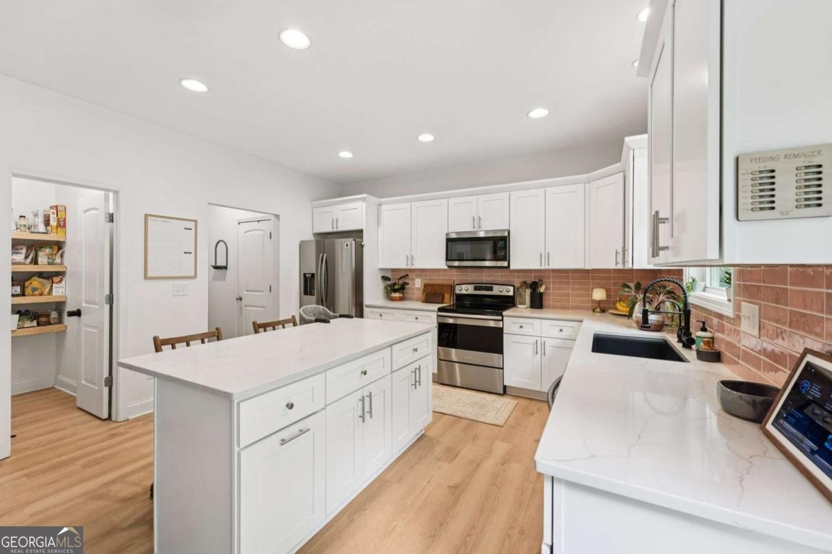 621 Stonehurst Lane Canton - 22