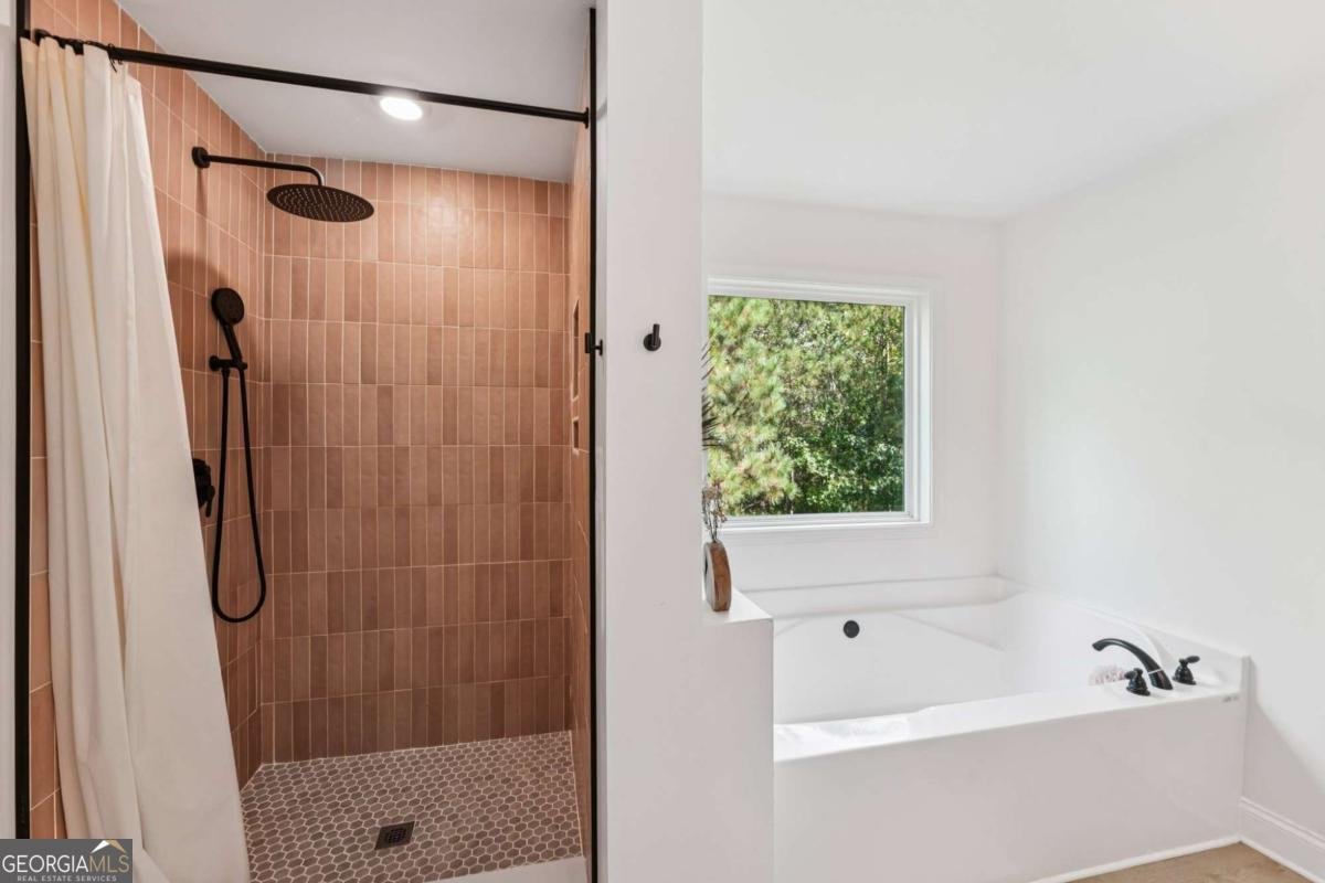 621 Stonehurst Lane Canton - 32