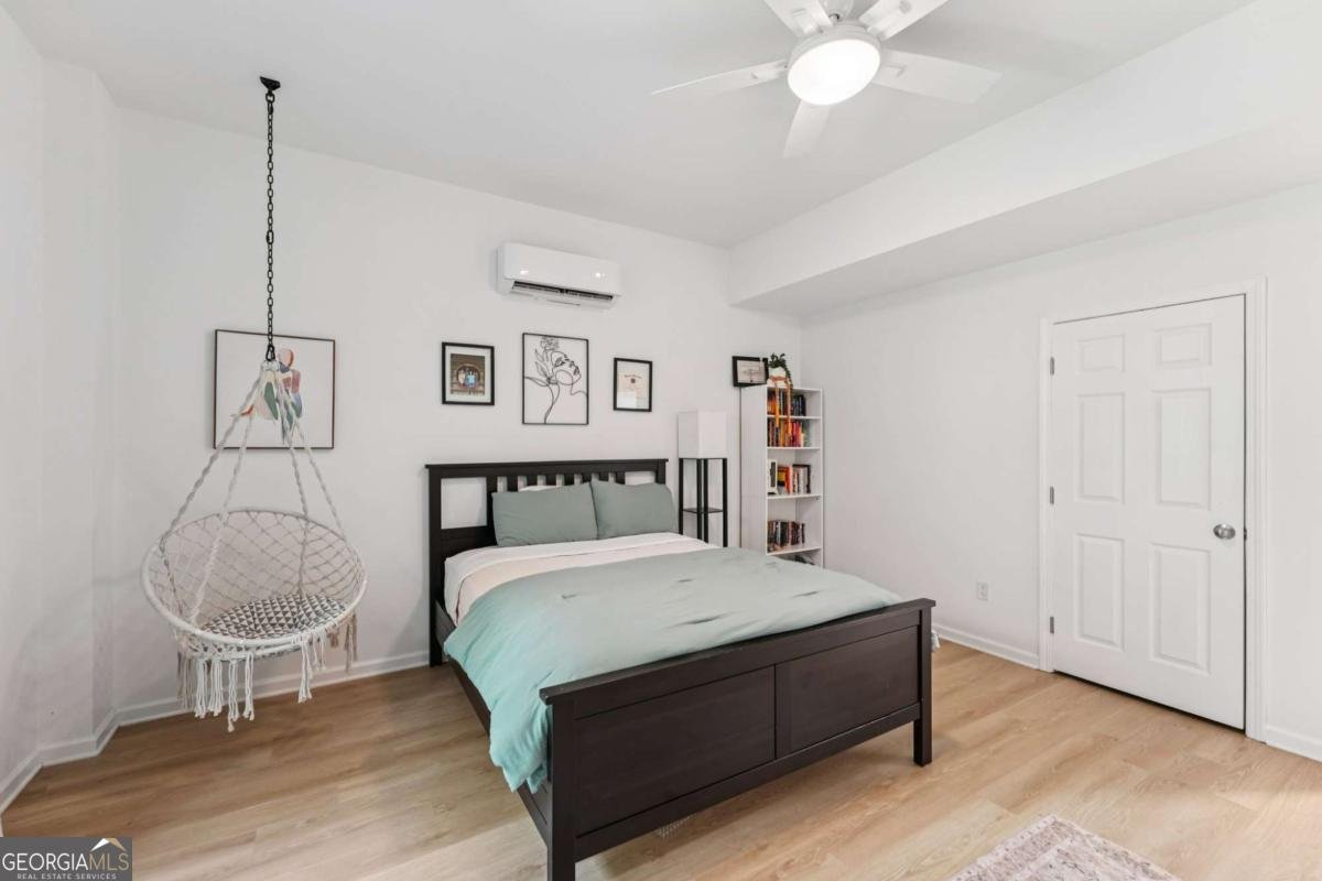 621 Stonehurst Lane Canton - 48
