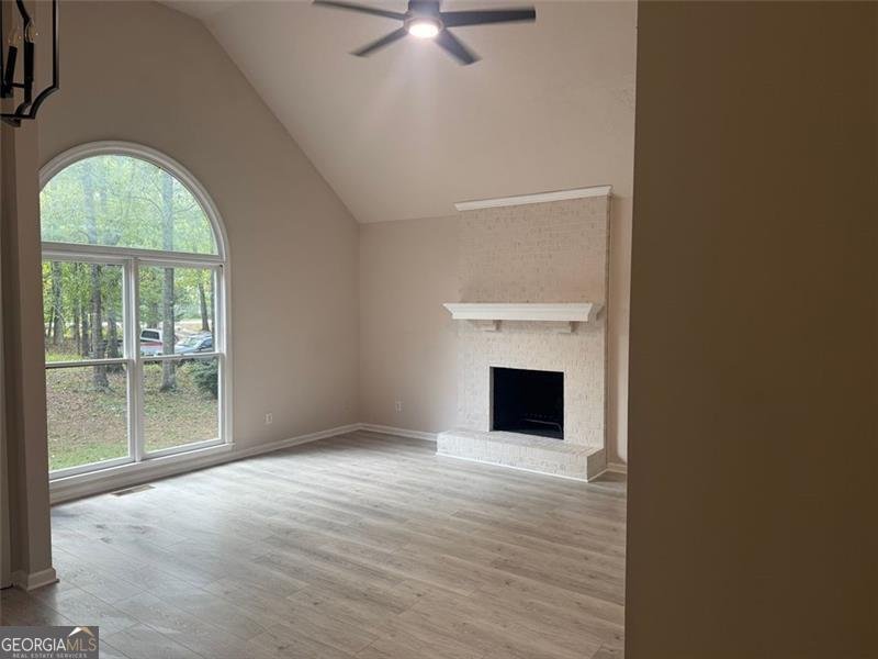 589 WATERVIEW Drive Lagrange - 4