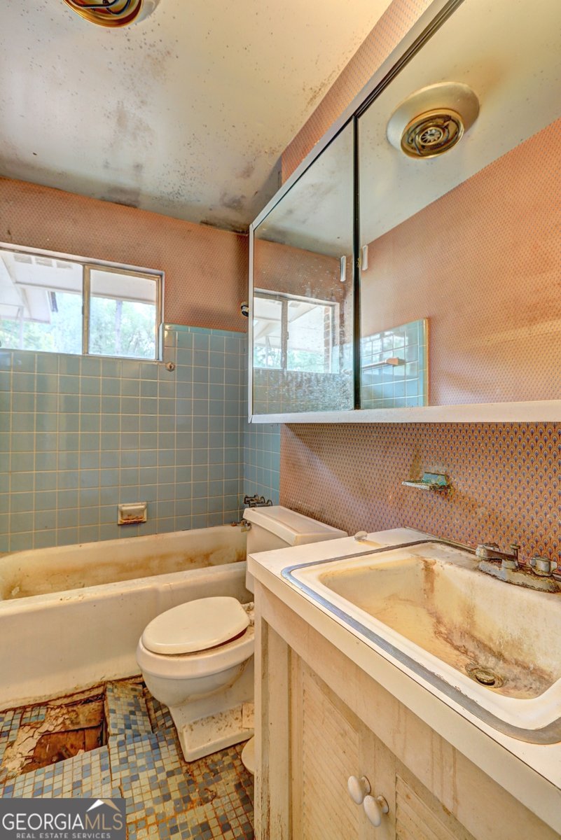 1564 Delia Drive Decatur - 16