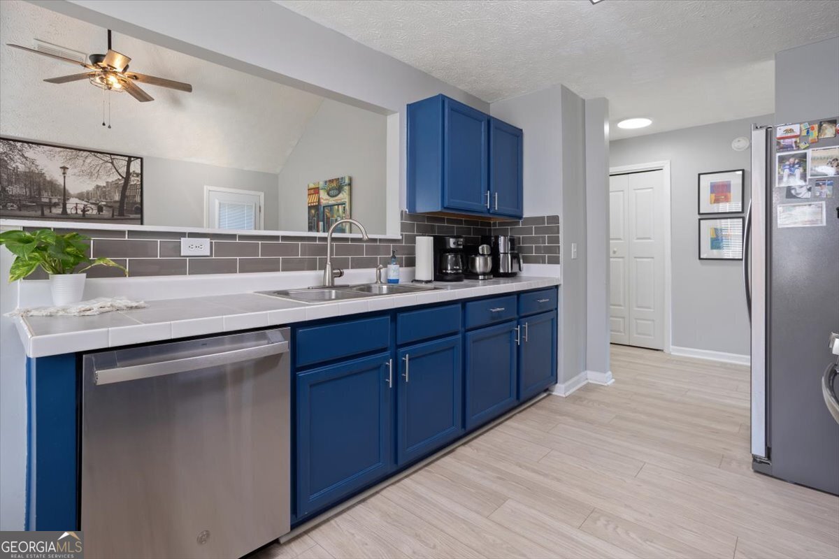 284 Carrington Way Canton - 11