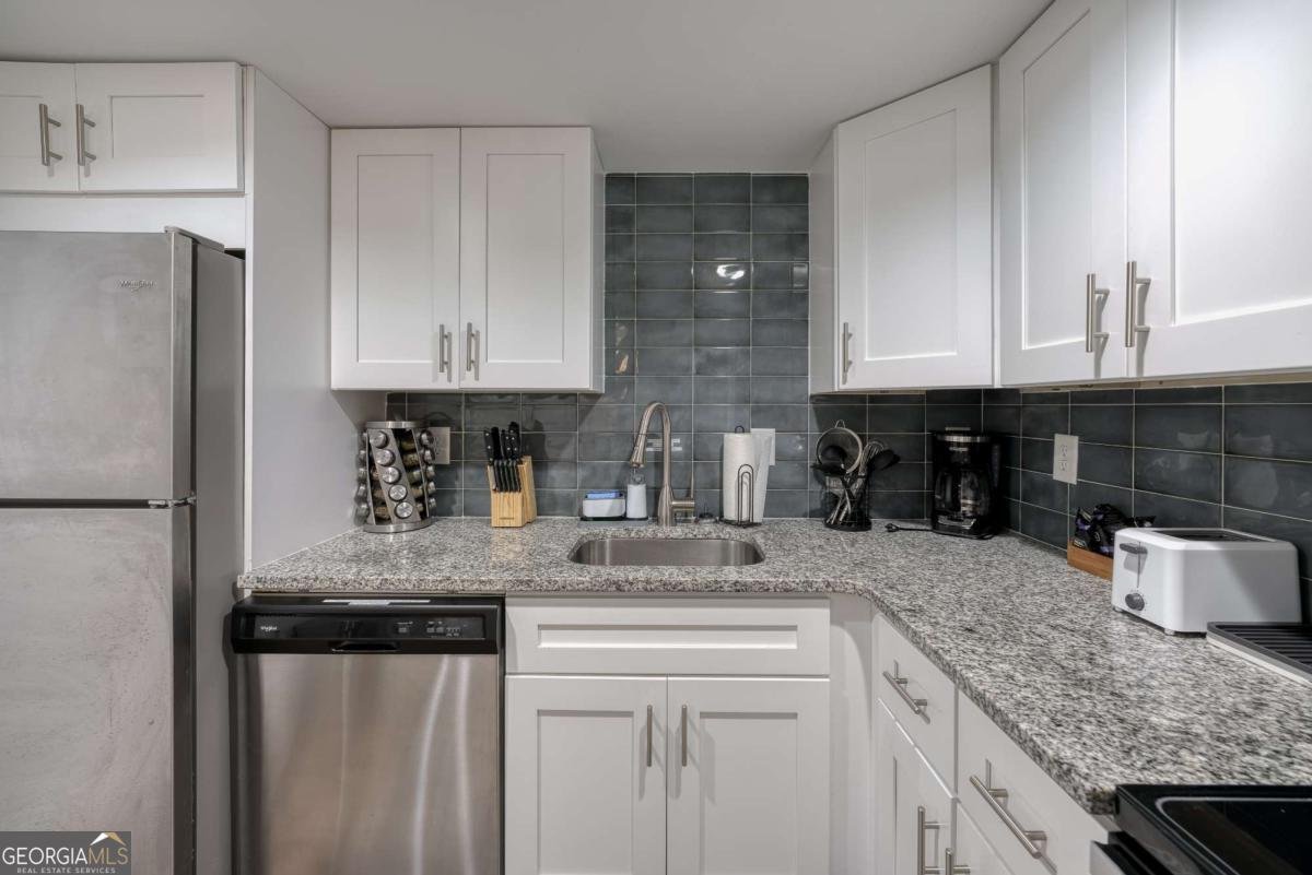 1736 Dickerson Drive Mableton - 34