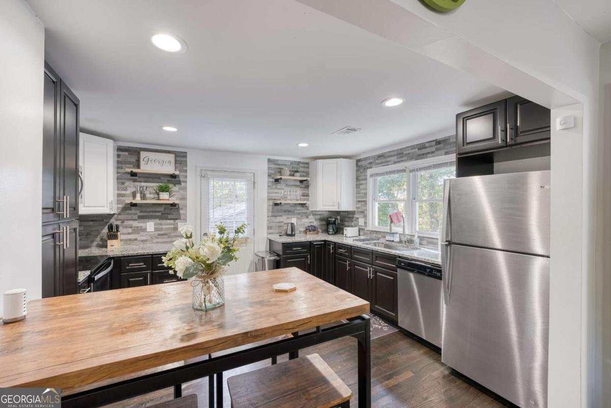 1736 Dickerson Drive Mableton - 7