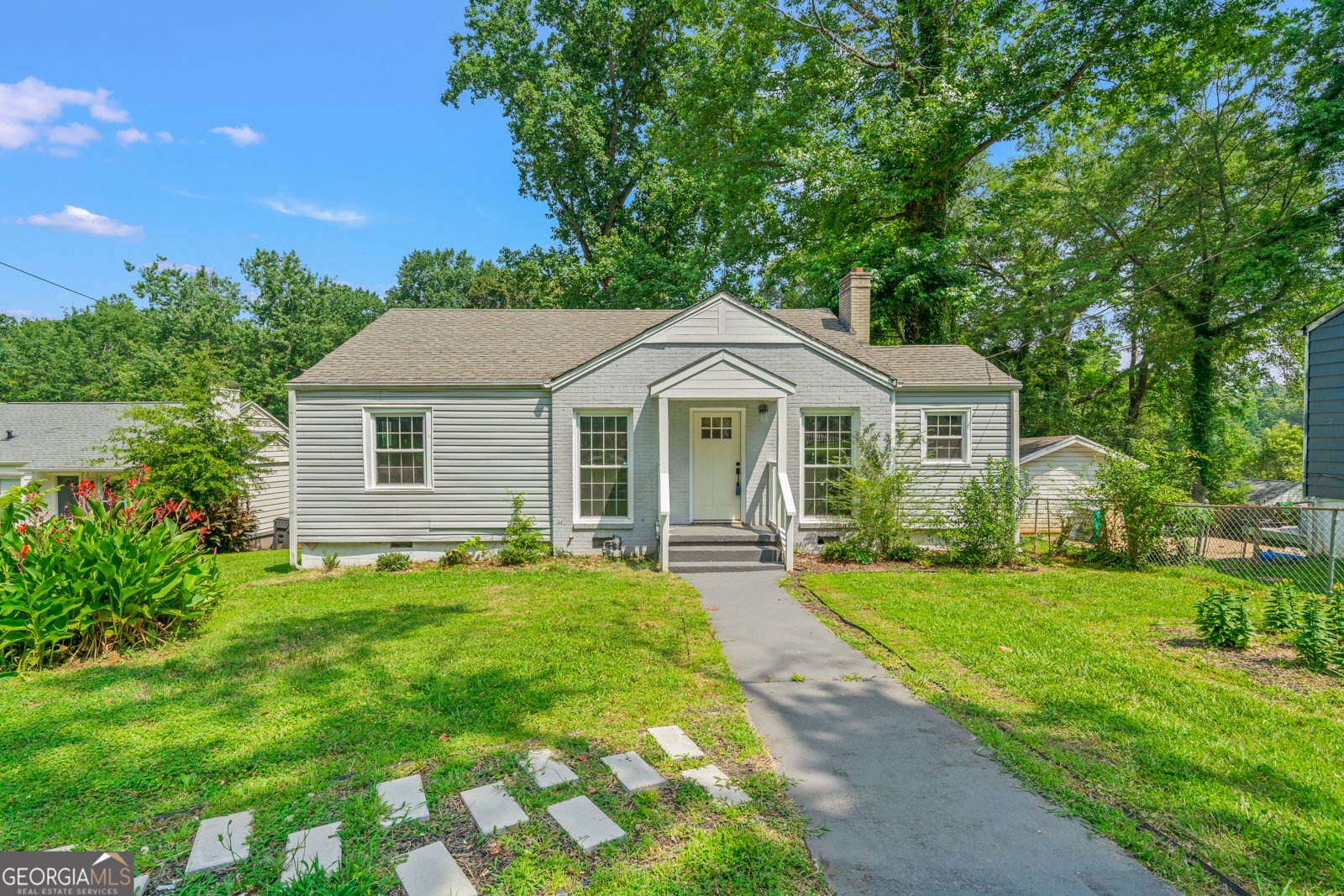 1053 Blount Place East Point - 1