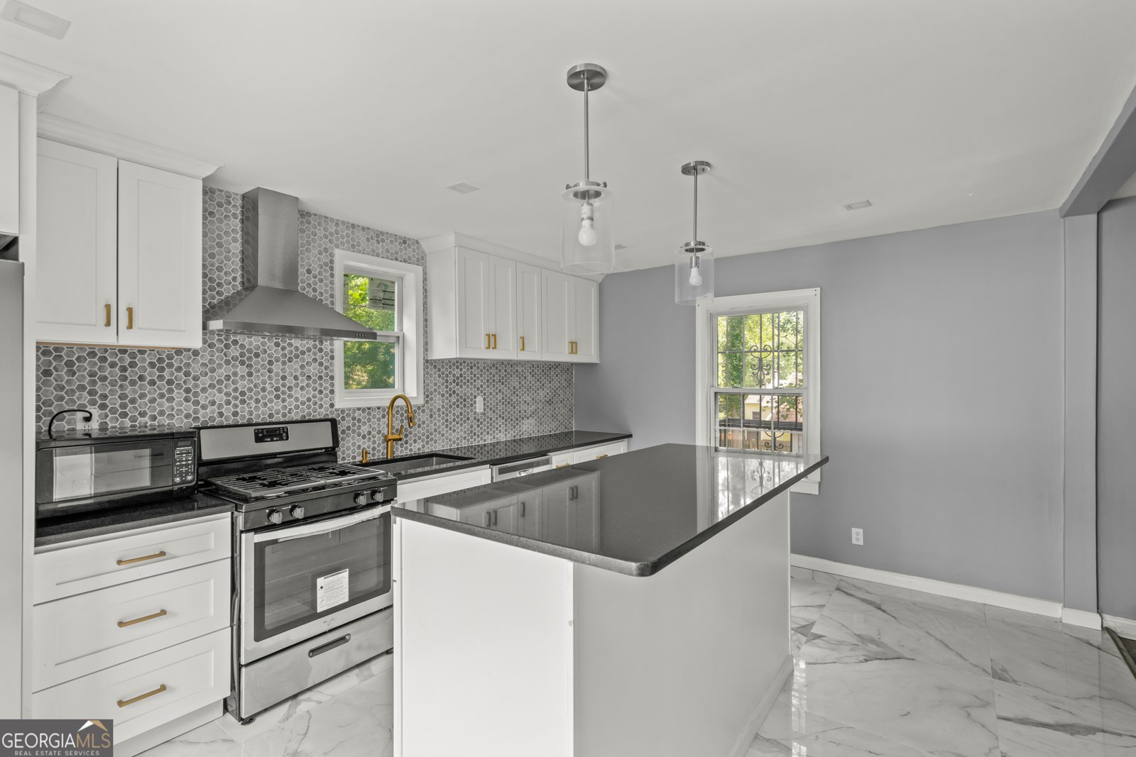 1053 Blount Place East Point - 12