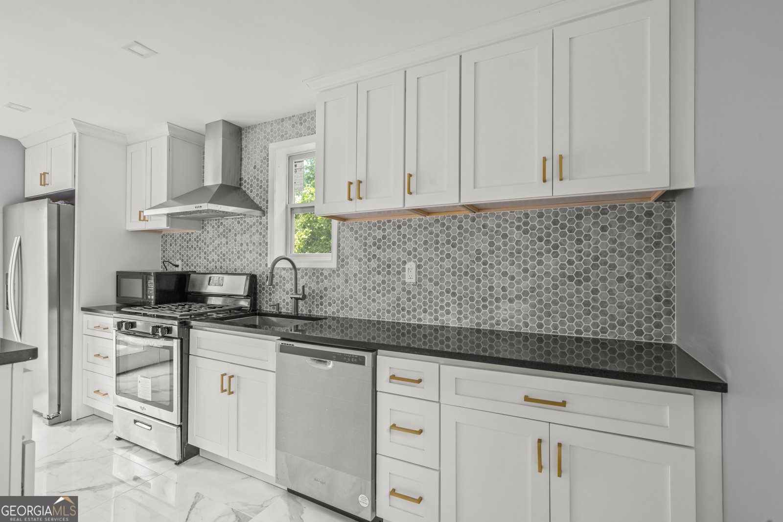 1053 Blount Place East Point - 15