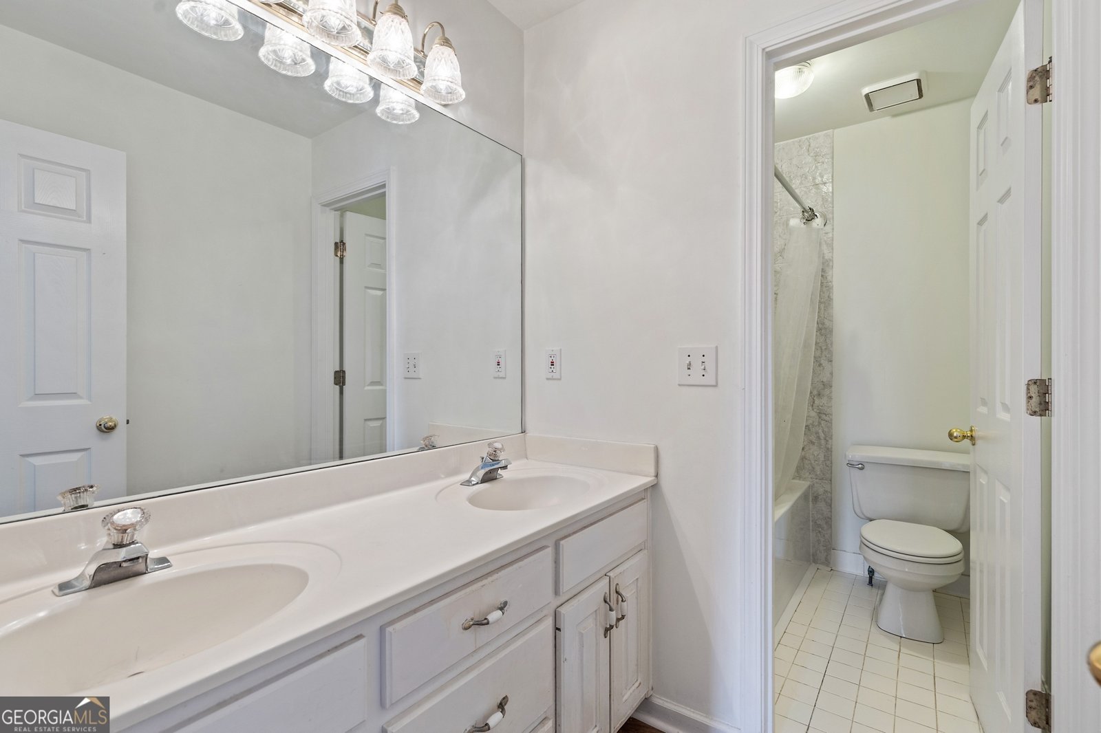 5350 Wickershire Drive Peachtree Corners - 20