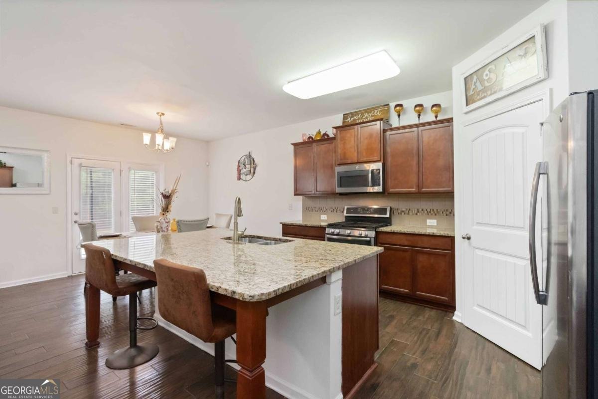 4366 Favored Way Union City - 5