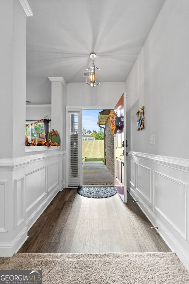 1833 Abbey Road Griffin - 10