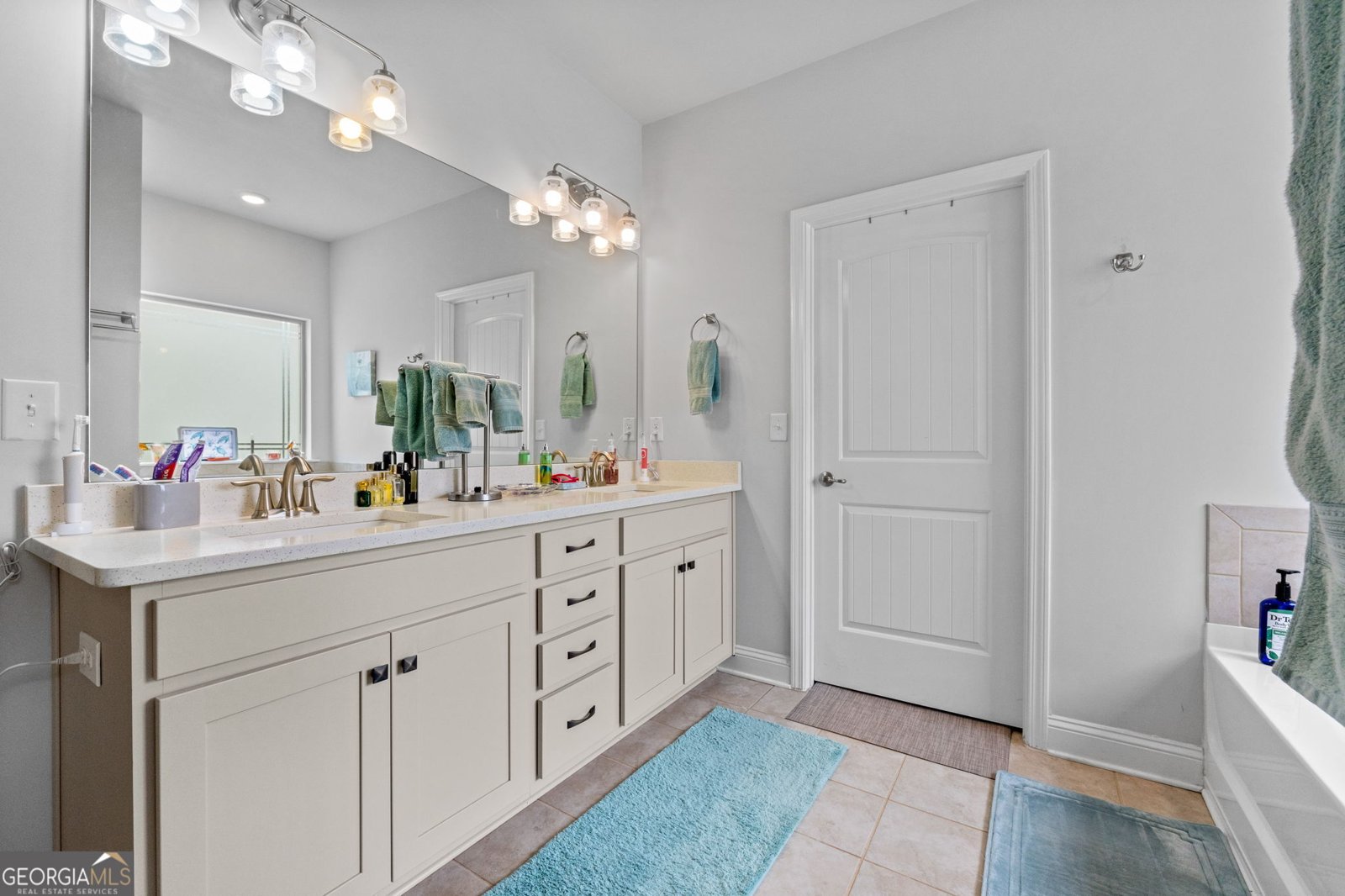 1833 Abbey Road Griffin - 26