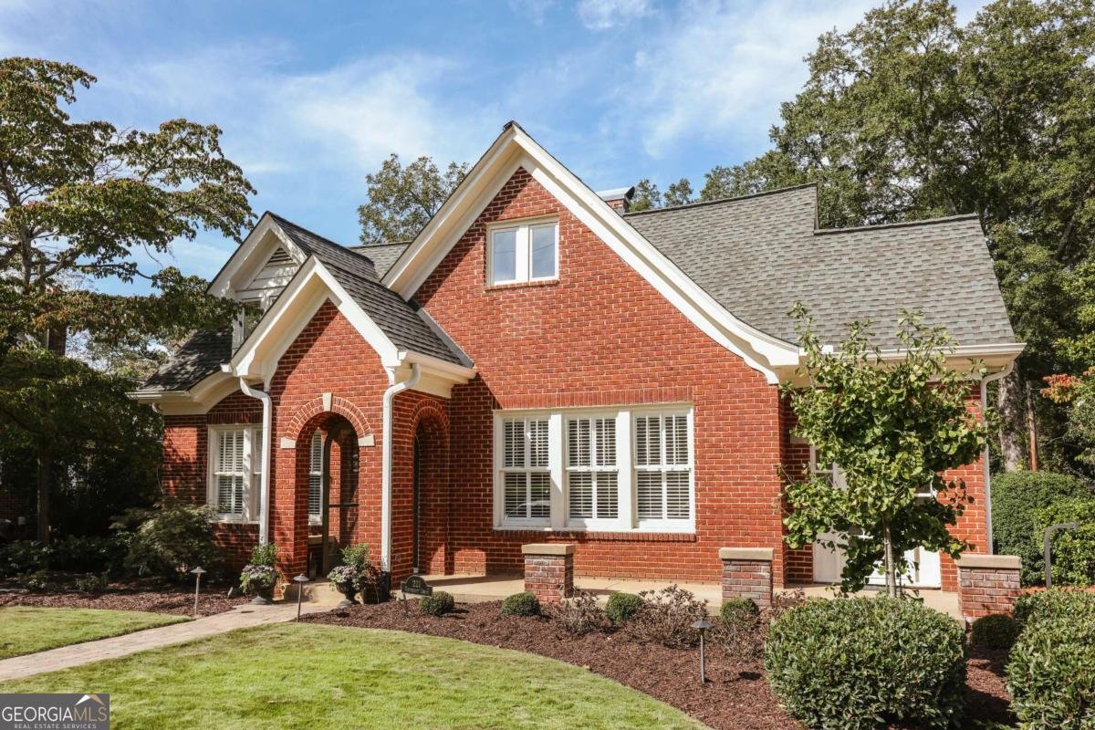 221 University Drive Athens - 2