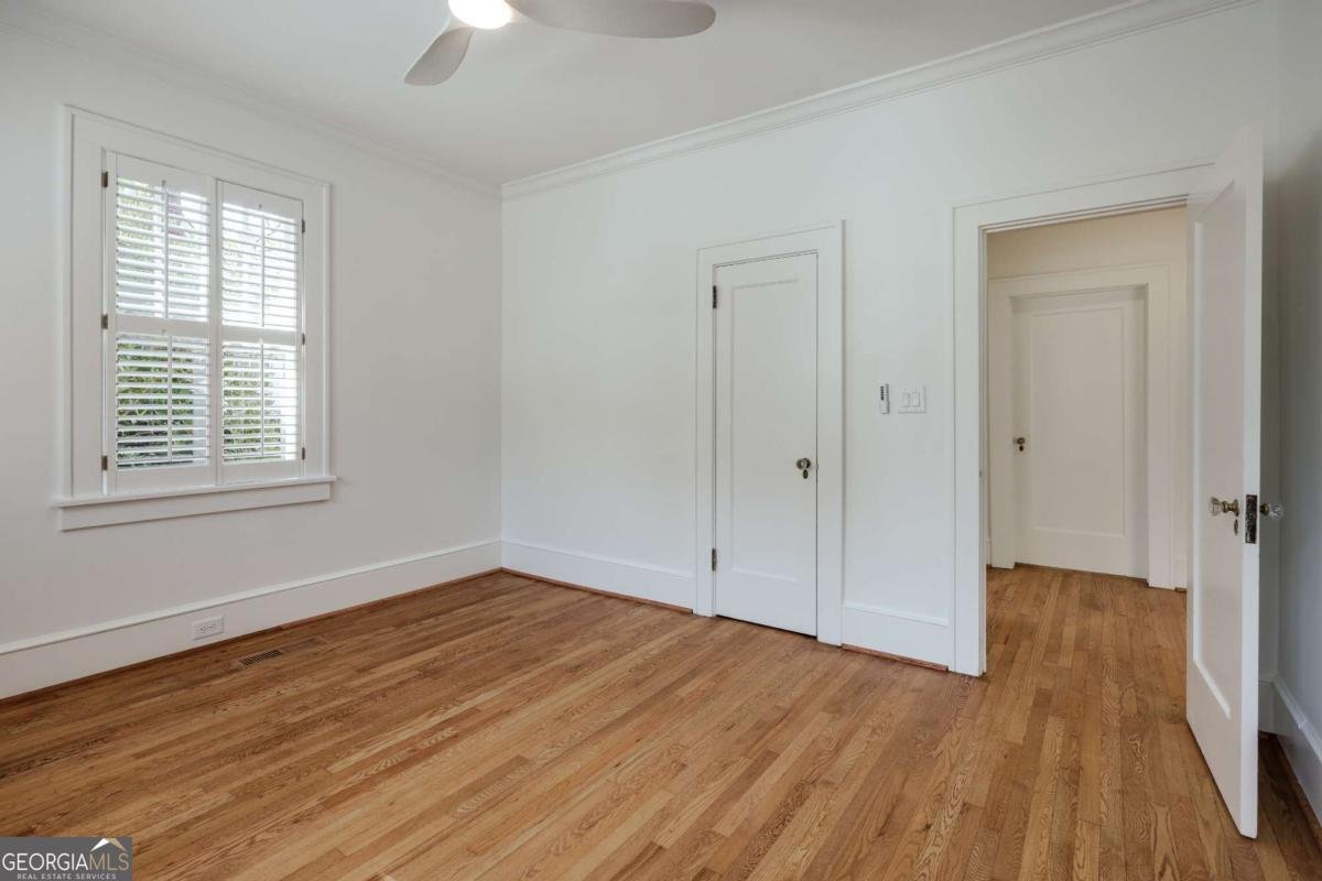 221 University Drive Athens - 33