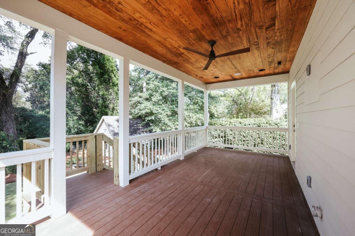221 University Drive Athens - 52