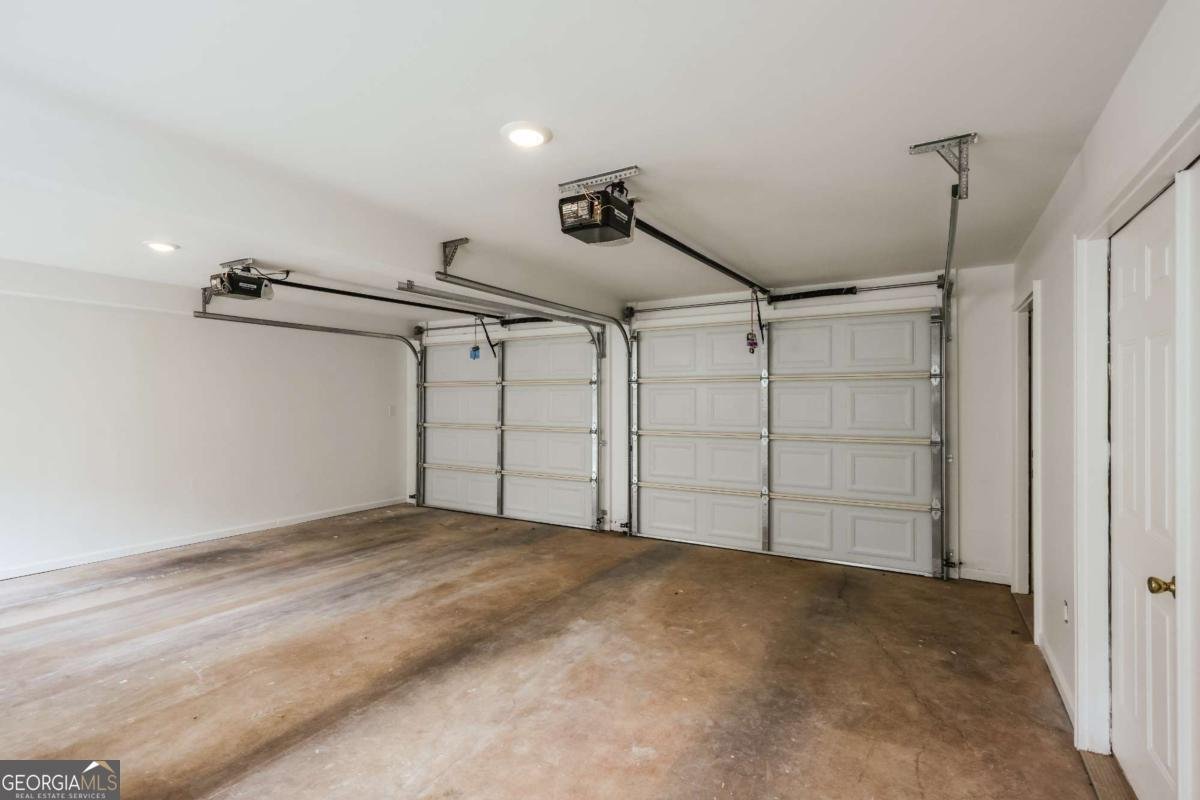 221 University Drive Athens - 57