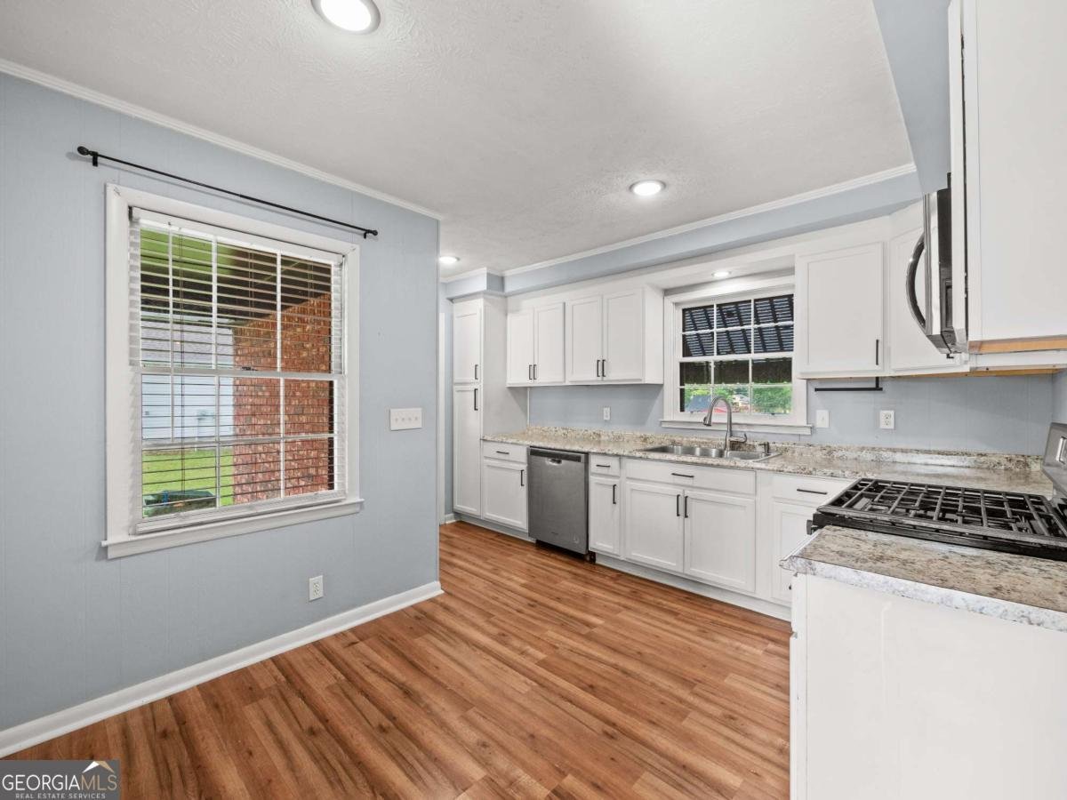 617 Lakeview Drive Monroe - 40