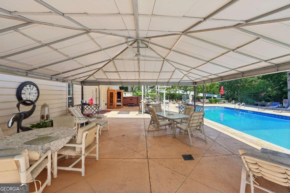 5492 Twin Oak Drive Douglasville - 40
