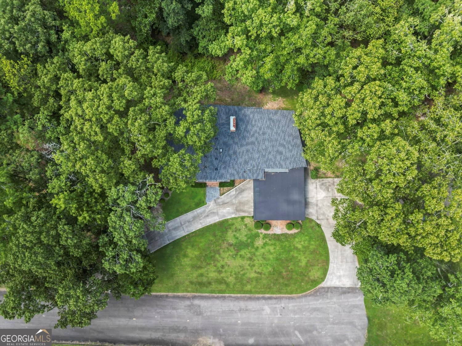 624 Sunset Drive Manchester - 1