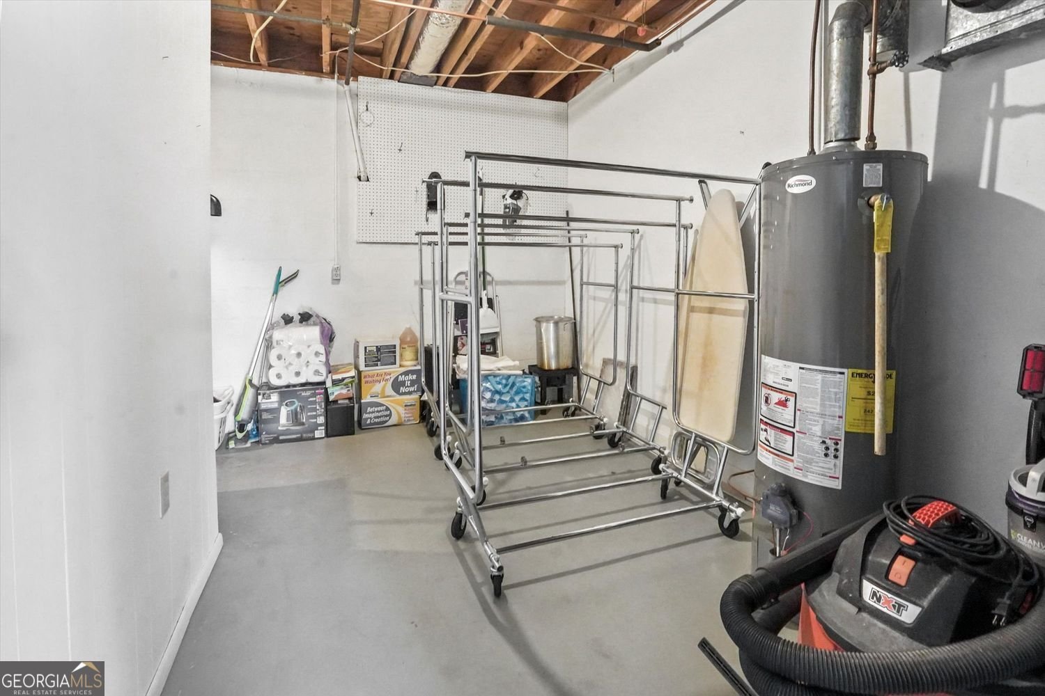 624 Sunset Drive Manchester - 38