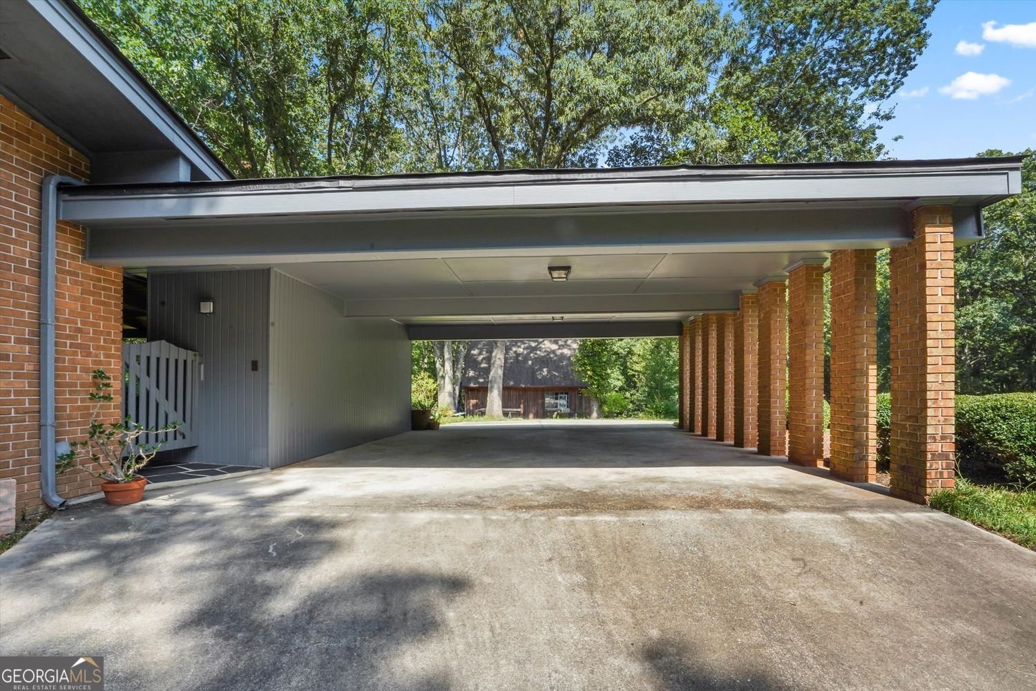 624 Sunset Drive Manchester - 45