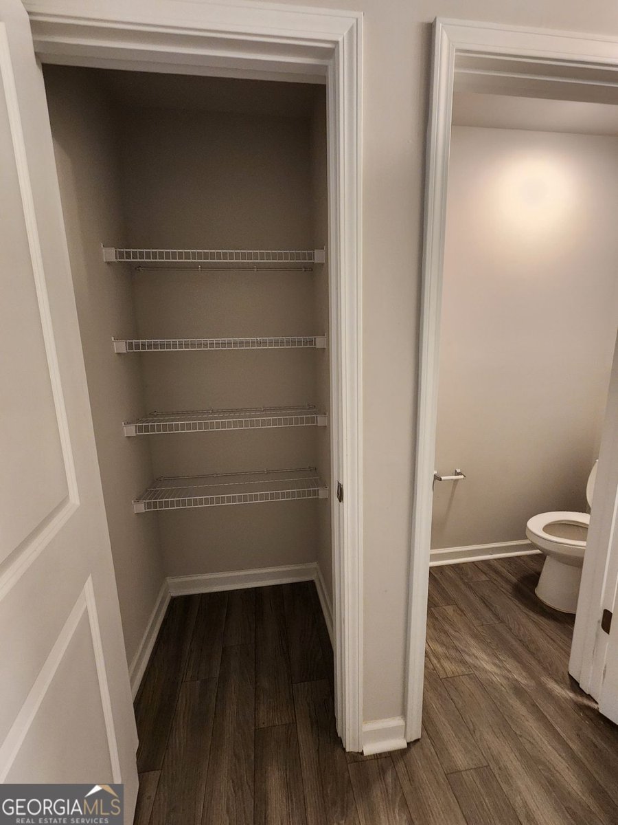 7667 Gray Pointe Drive Lithonia - 36