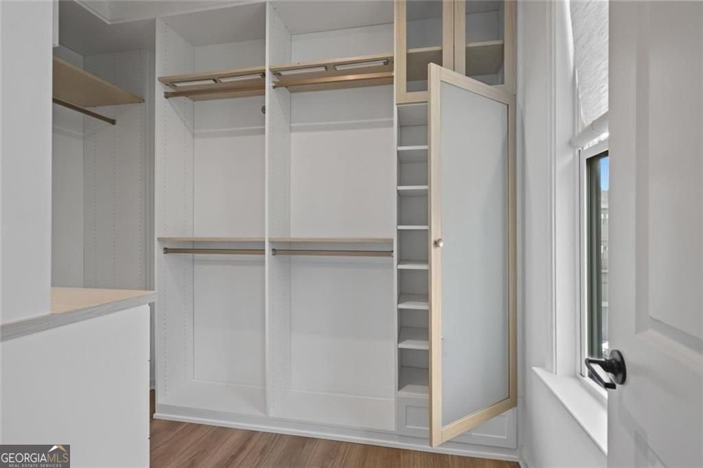 121 Chestnut Circle Atlanta - 25