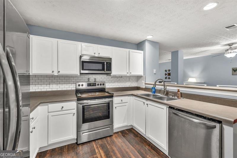 233 TARA COMMONS Walk Loganville - 13