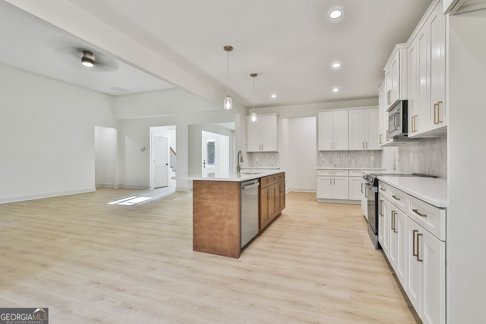 651 Burg Road Locust Grove - 10