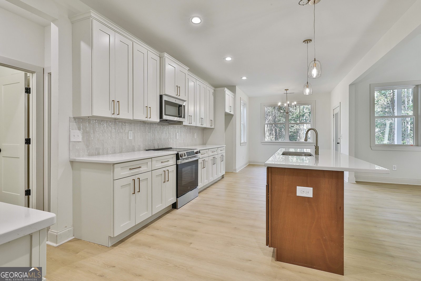 651 Burg Road Locust Grove - 7