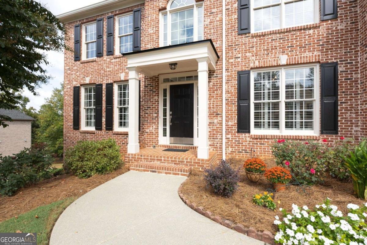 4220 ROCKPOINT Drive Kennesaw - 5