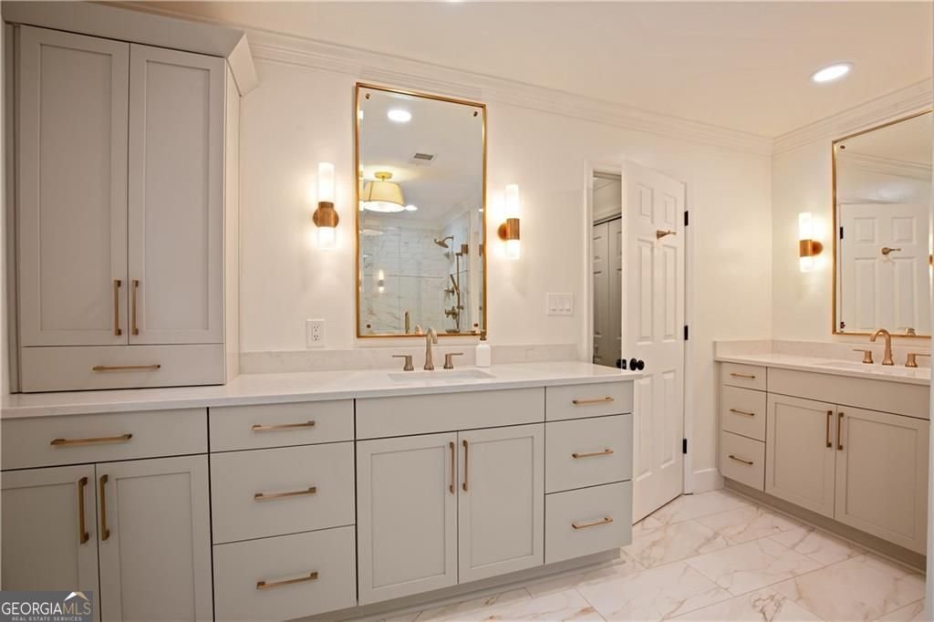 150 Flowing Spring Trail Roswell - 31