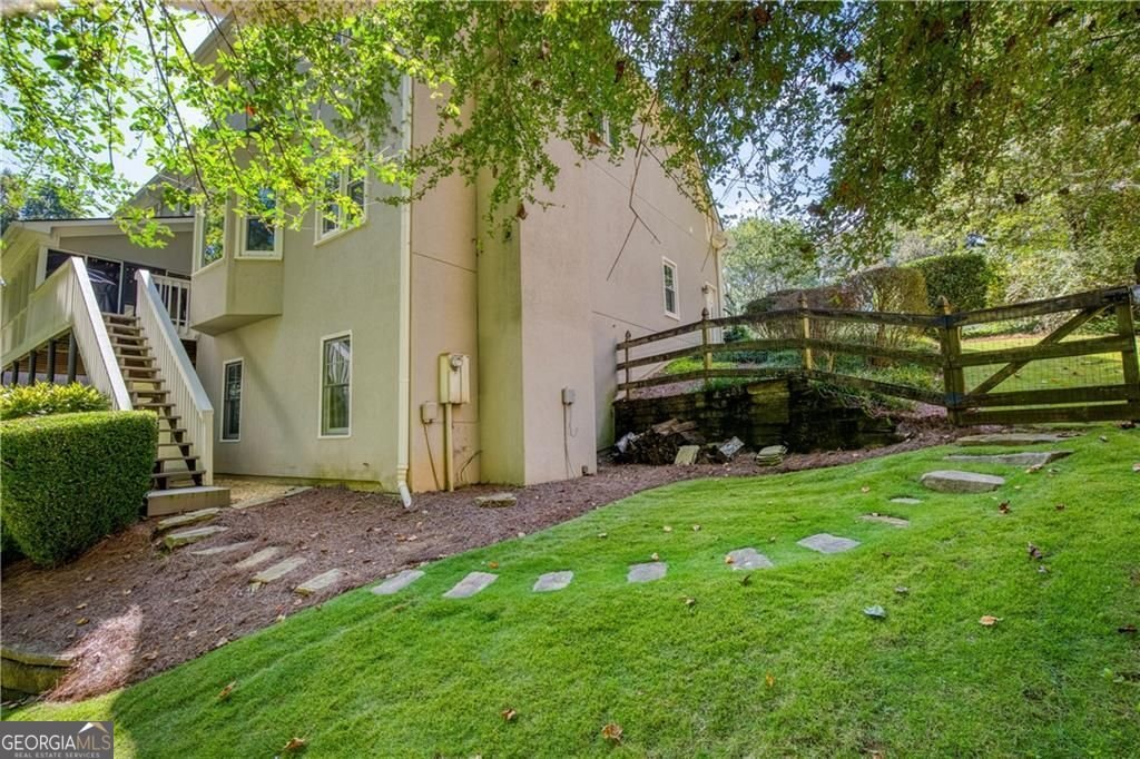 150 Flowing Spring Trail Roswell - 61