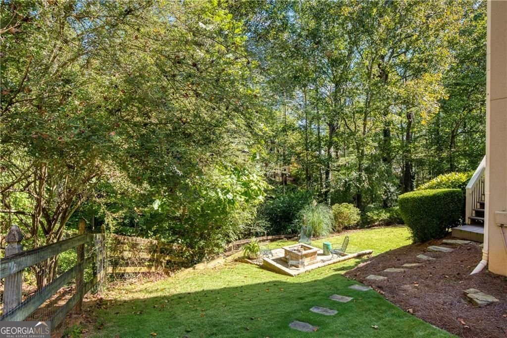150 Flowing Spring Trail Roswell - 69