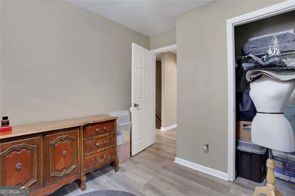 1211 Ling Way Austell - 31