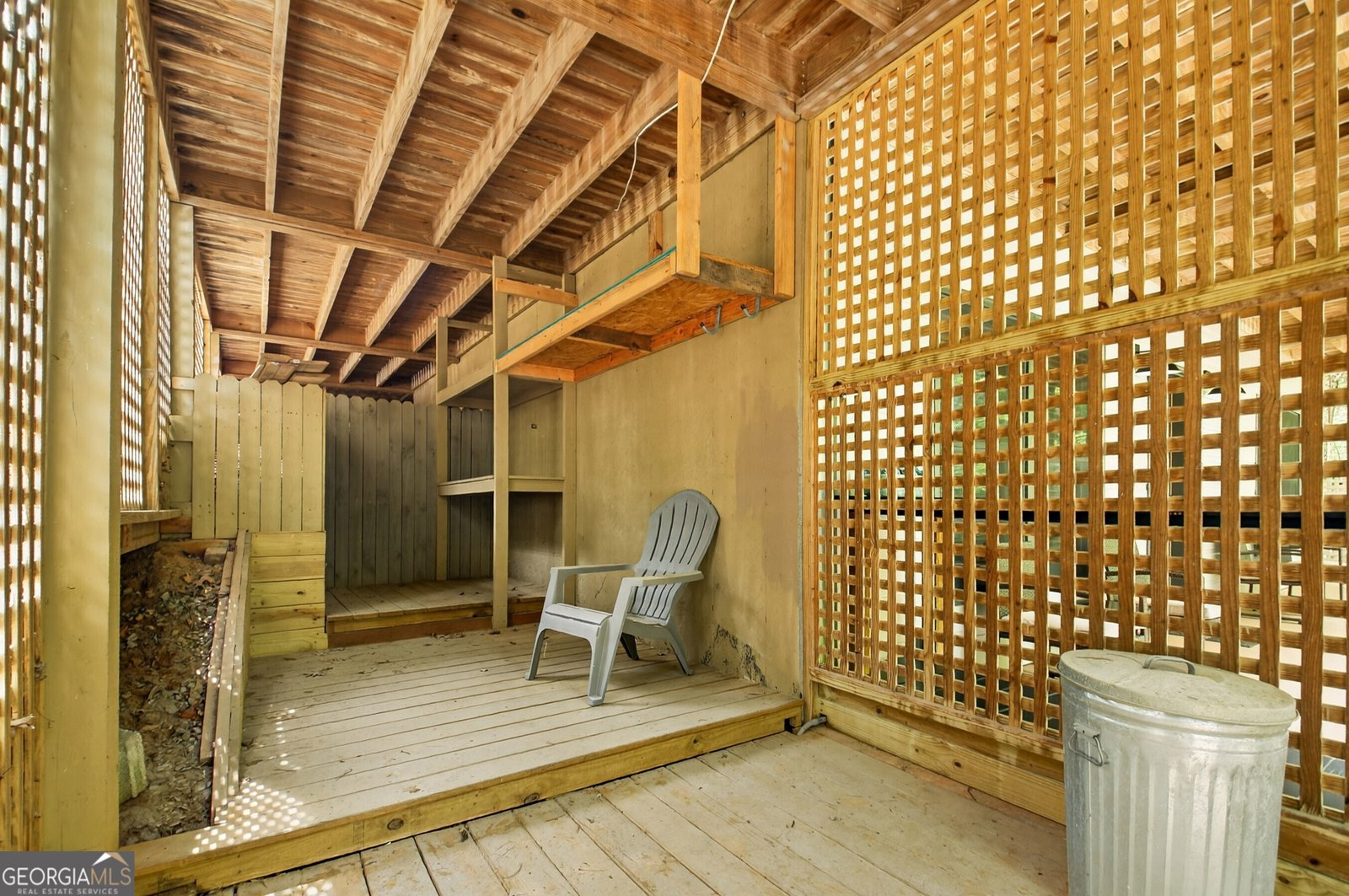 100 Black Oaks Road Cherry Log - 44