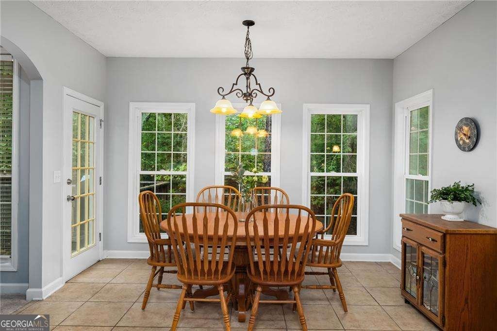 8862 Hectare Road Winston - 6