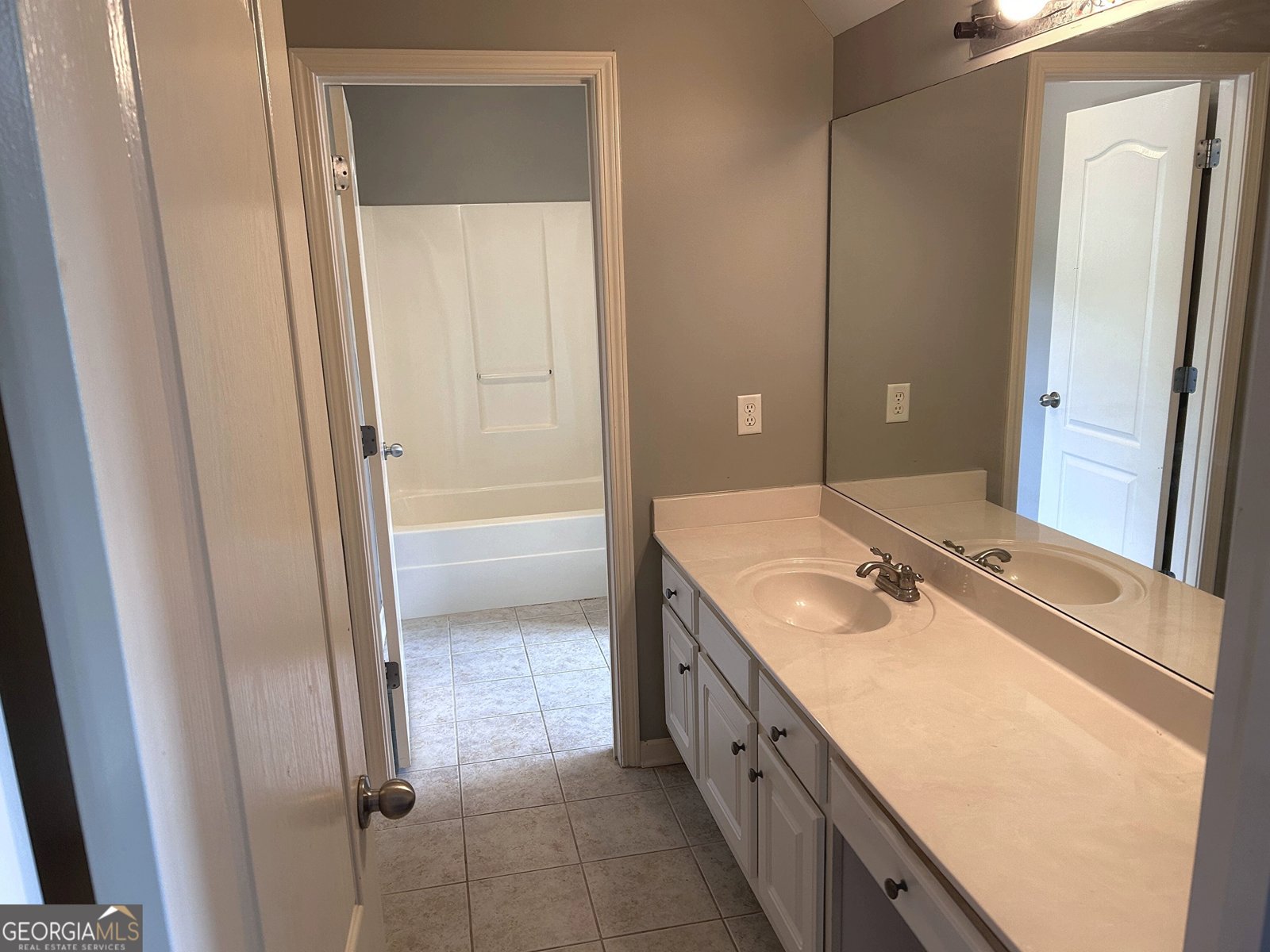 4901 Planters Walk Douglasville - 24