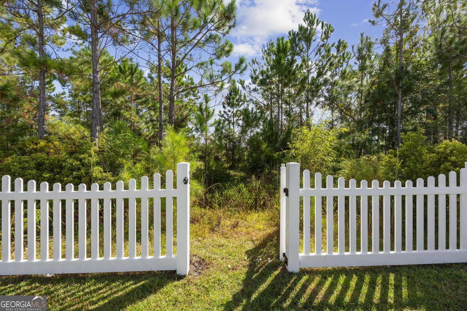 189 Pistachio Lane Kingsland - 32